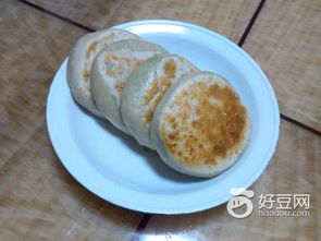 白菜餡餅的做法,白菜餡餅怎么做好吃,白菜餡餅的家常做法 仙人球123